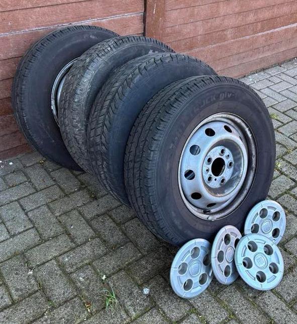 Fiat Ducato 16 inch - banden, velgen, doppen, Auto-onderdelen, Banden en Velgen, Ophalen, 16 inch, Banden en Velgen, All Season