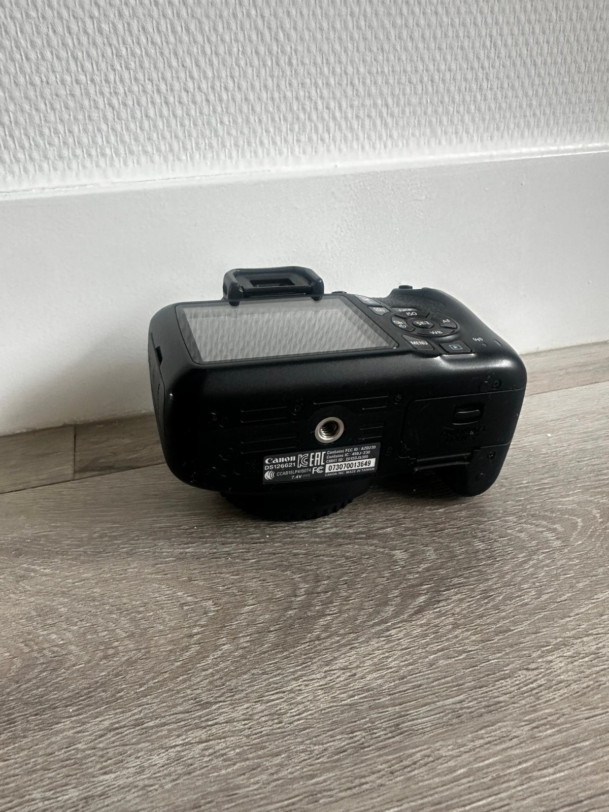 Foto 16 van Canon Eos 1300D/ lens EF-S 18-55 IS II