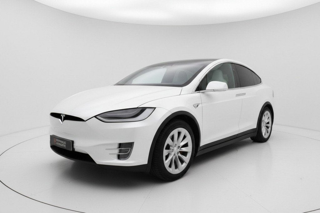 Tesla MODEL X 90D BASE 6P. LED, Navi, Camera, Trekhaak, Auto's, Automaat, Model X, Gebruikt, 124 €/maand
