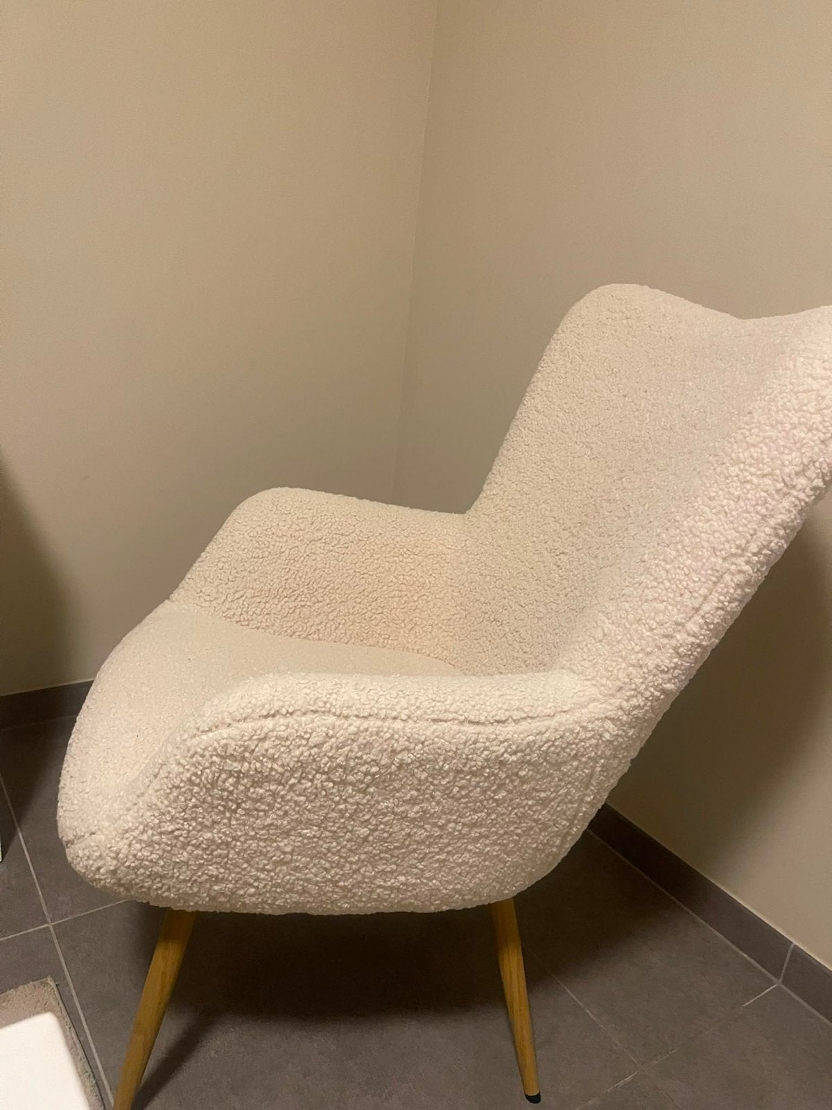 HUNDESTED Fauteuil - Crème Teddy Stof, Huis en Inrichting, Fauteuils, Ophalen, 75 tot 100 cm, Zo goed als nieuw, Stof
