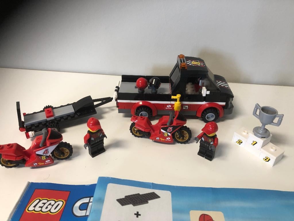 Lego city 60084 racemotor transport - compleet, City, Lego, Ophalen of Verzenden, Complete set