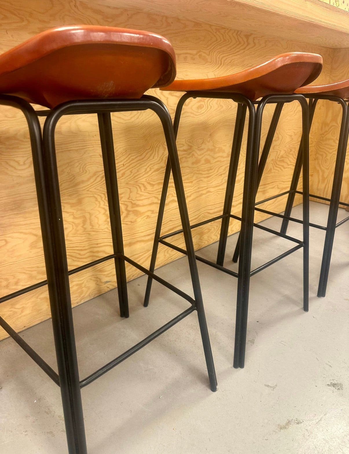 Barkrukken (3 stuks), 3 krukken, Ophalen, Gebruikt, 60 tot 90 cm