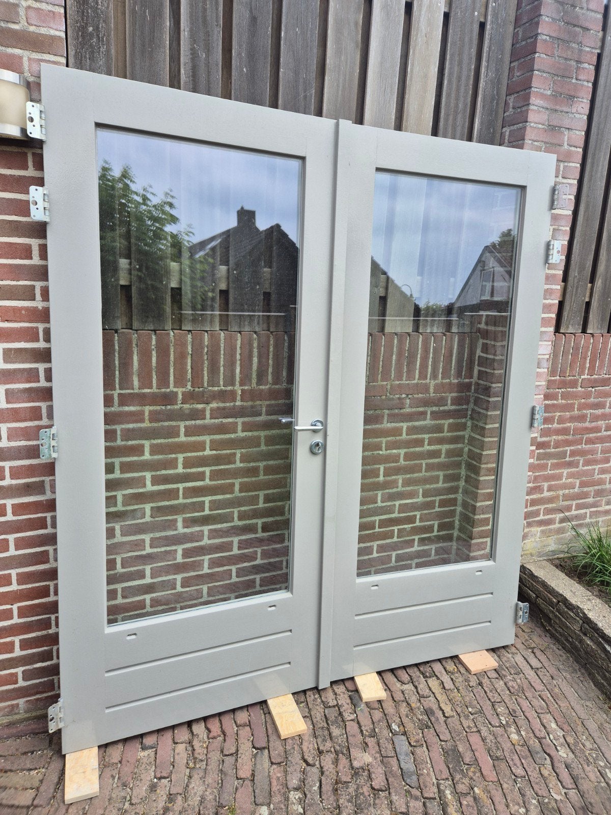 Dubbele tuindeuren met driepuntsluiting en thermopane!!!, Doe-het-zelf en Verbouw, Kozijnen en Schuifpuien, Deurkozijn, 150 tot 225 cm