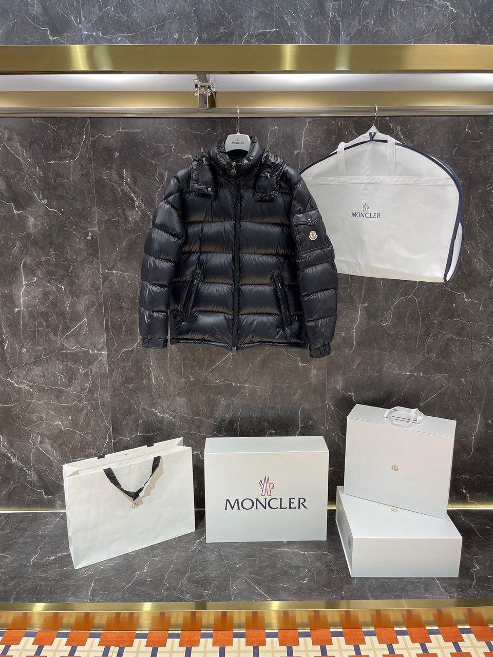 Moncler maya jassen, Ophalen of Verzenden, Nieuw