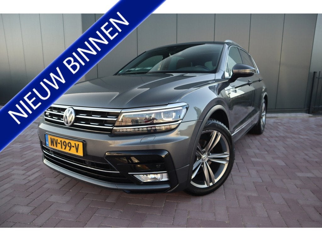 Volkswagen Tiguan 1.4 TSI ACT R-LINE Highline Automaat Panor, Auto's, Volkswagen, 12 maanden, 4 cilinders, Origineel Nederlands