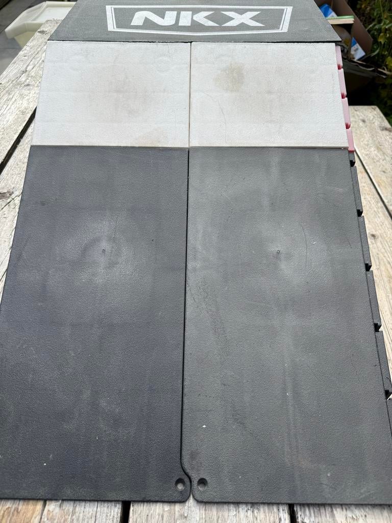 NKX Skateboard/Stuntstep Ramp - Gebruikt + extra ramp, Ophalen, Zo goed als nieuw