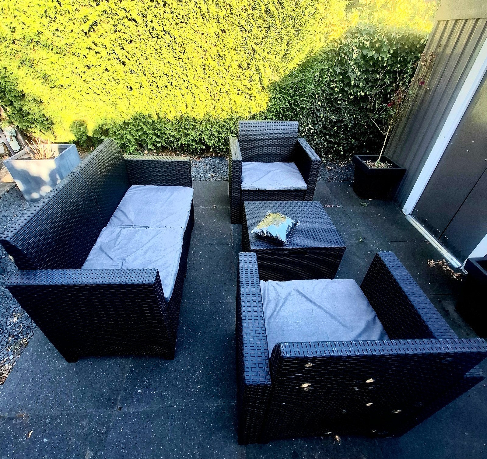 4- delige Loungeset met kussens (1 maand oud) + nieuwe hoes, Ophalen, 4 zitplaatsen, Kunststof, Loungeset