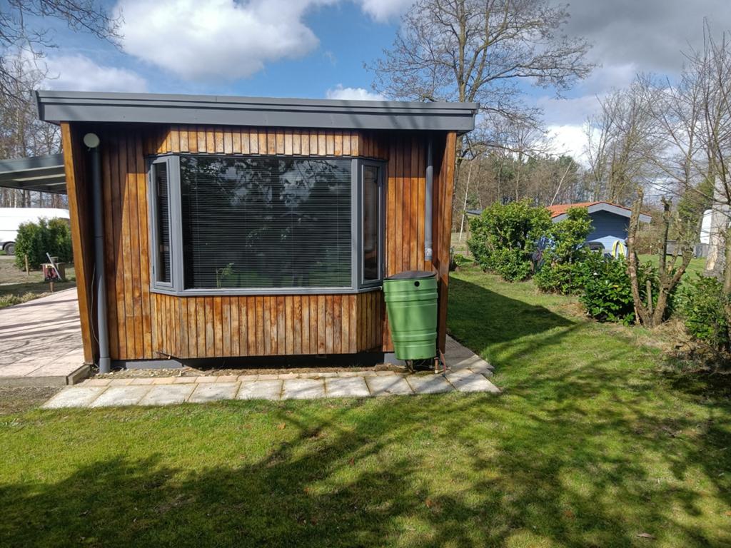 Mooi chalet te huur of te koop, Sterksel, Tot en met 2