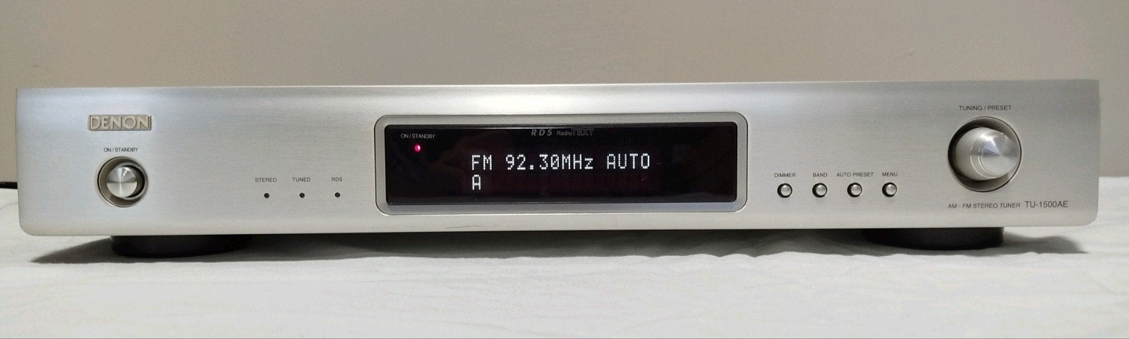 Denon TU-1500AE AM FM Stereo tuner, werkend, netjes, Ophalen of Verzenden, Gebruikt, Analoog