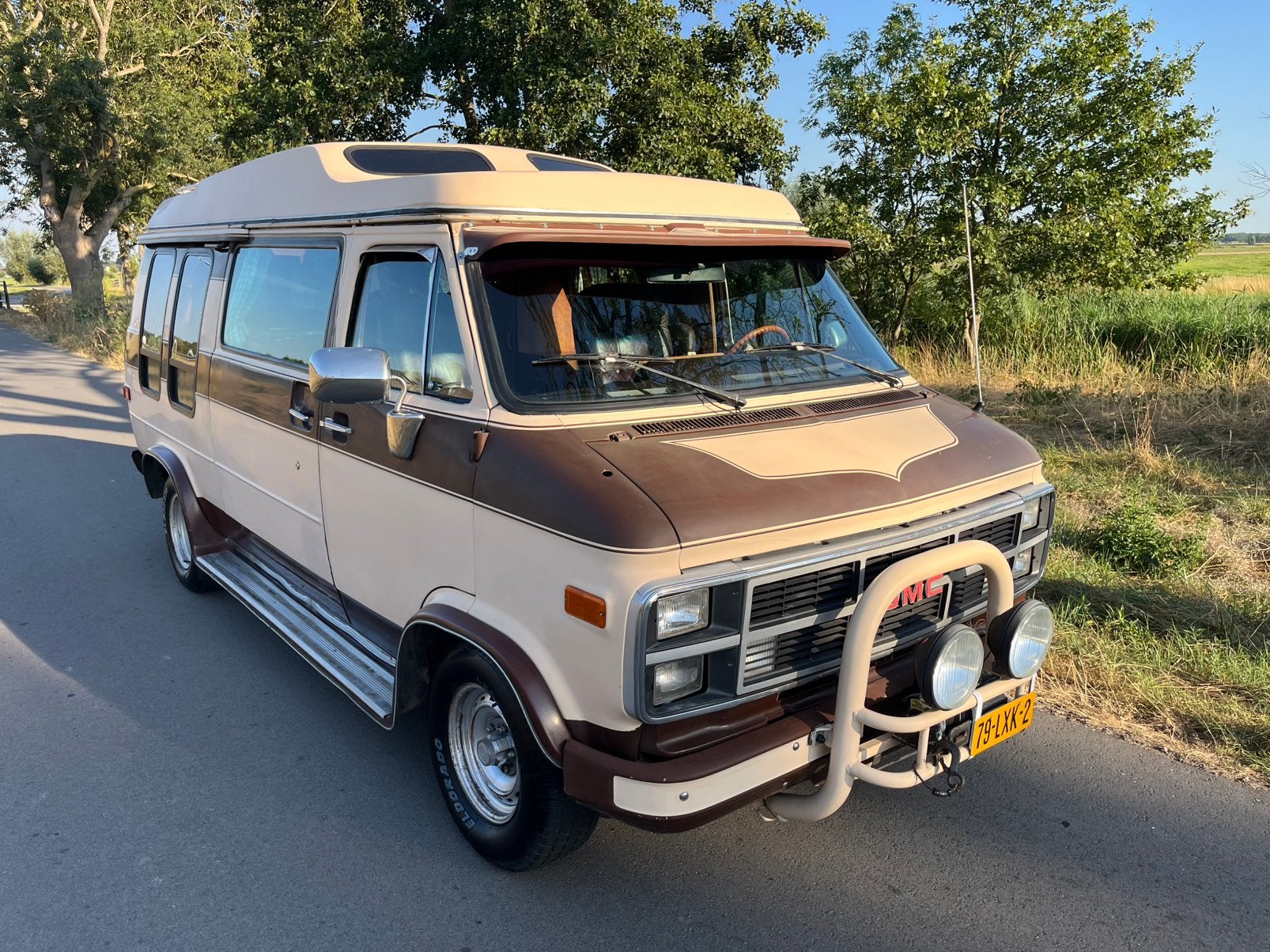 GMC Vandura / Chevy Van Camper V8 LPG Wegenbelastingvrij, Auto's, Automaat, 5030 cc, Bruin, Bedrijf