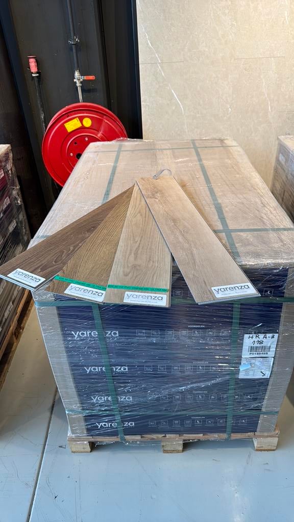 Direct ophalen | PVC Vloer klik visgraat pallets |Utrecht, Doe-het-zelf en Verbouw, Vloerdelen en Plavuizen, Kunststof, 50 tot 150 cm