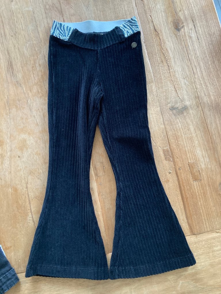 VINGINO flared pants Silke nieuw mt 104, Broek, Meisje, Nieuw, Ophalen of Verzenden