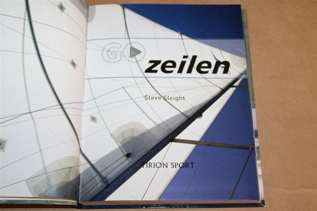Go Zeilen — Zeilsport Leren Stap voor Stap, Steve Sleight, Ophalen of Verzenden, Gelezen, Overige onderwerpen