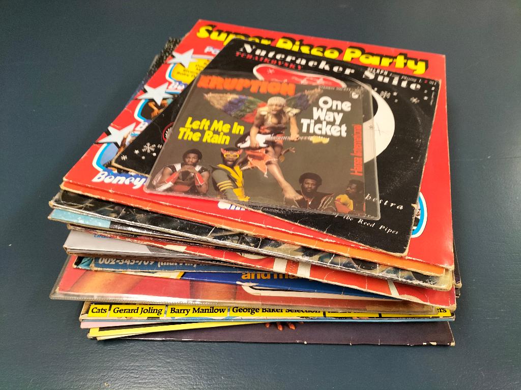 Stapel oud vinyl LPs 28 stuks diverse genres sentiment, Cd's en Dvd's, Ophalen of Verzenden, Gebruikt, Overige formaten, Overige genres
