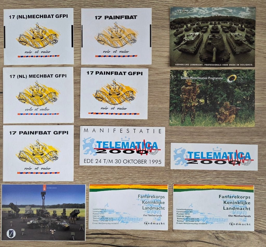 stickers Defensie/Landmacht 42, Verzamelen, Militaria | Algemeen, Ophalen of Verzenden, Landmacht, Nederland, Overige typen
