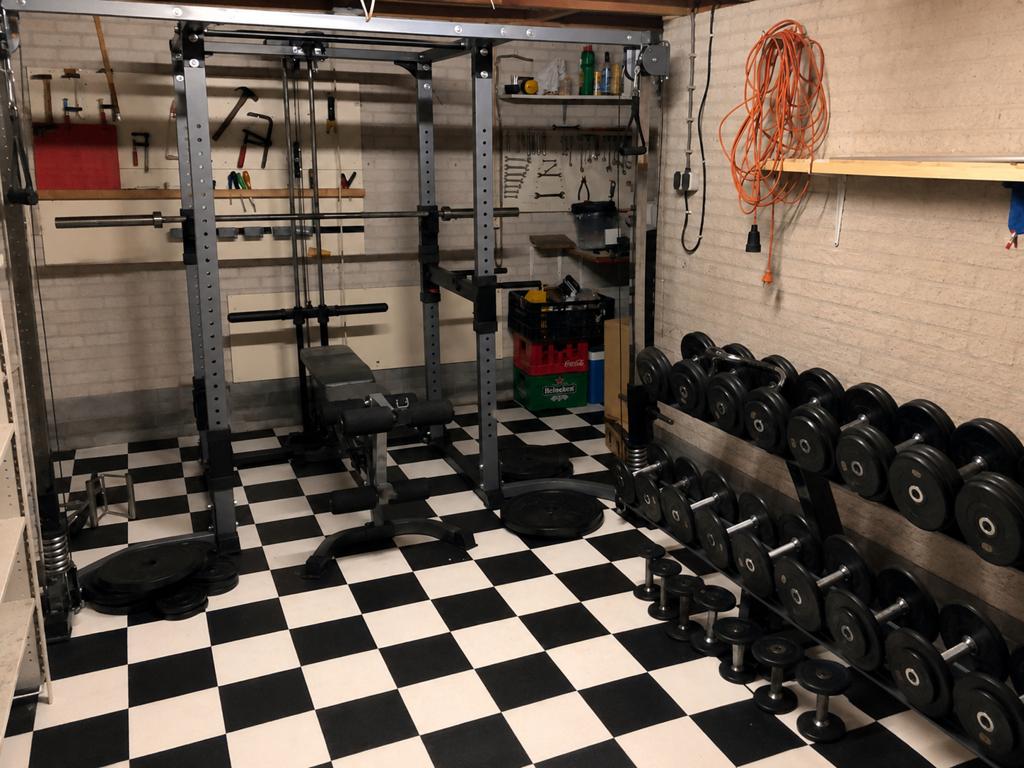 Complete Homegym / Krachtstation met Dumbbells en Gewichten, Sport en Fitness, Fitnessapparatuur, Gebruikt, Krachtstation, Armen