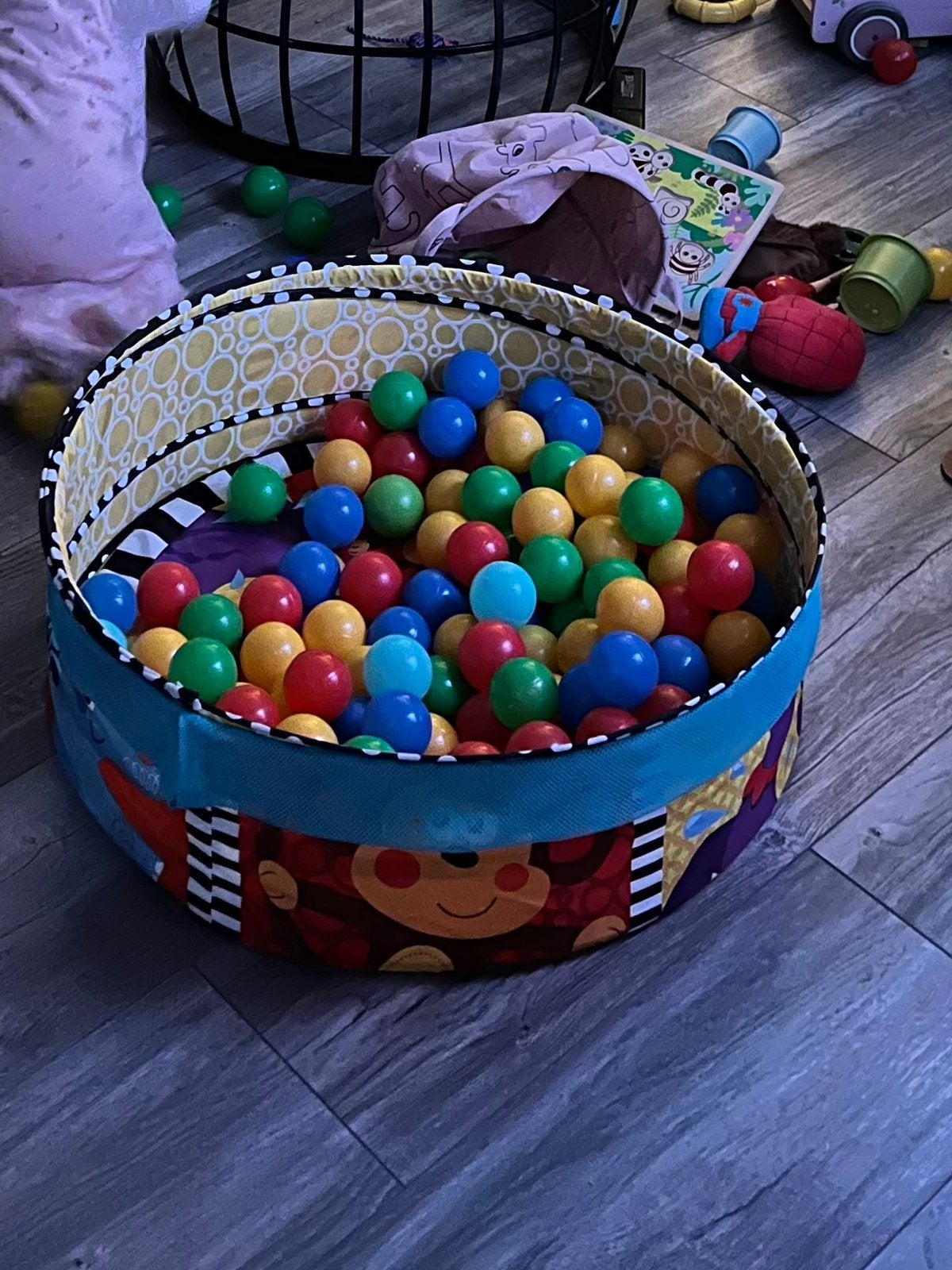 Ballenbak met 100 ballen, Ophalen of Verzenden, Zo goed als nieuw