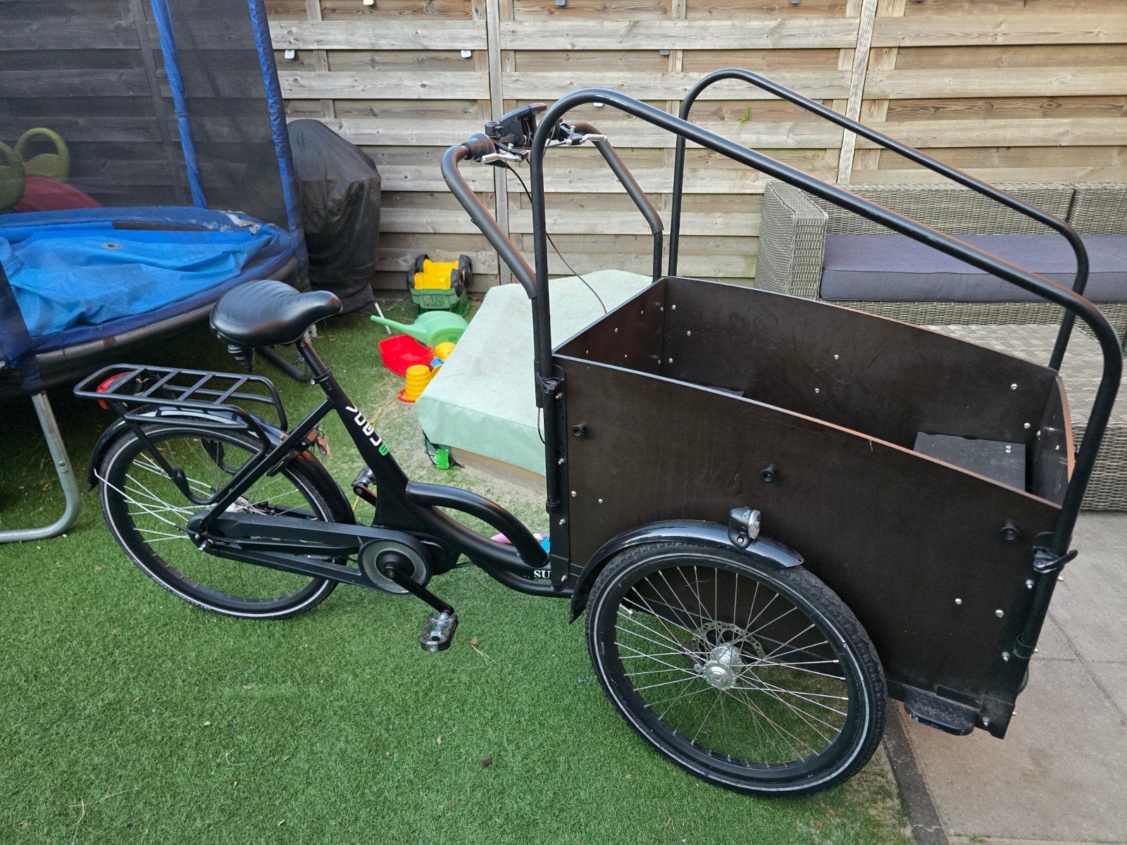 Vogue Supreme Bakfiets met accu - Opknapper, Gebruikt, 3 kinderen, Huif, Ophalen
