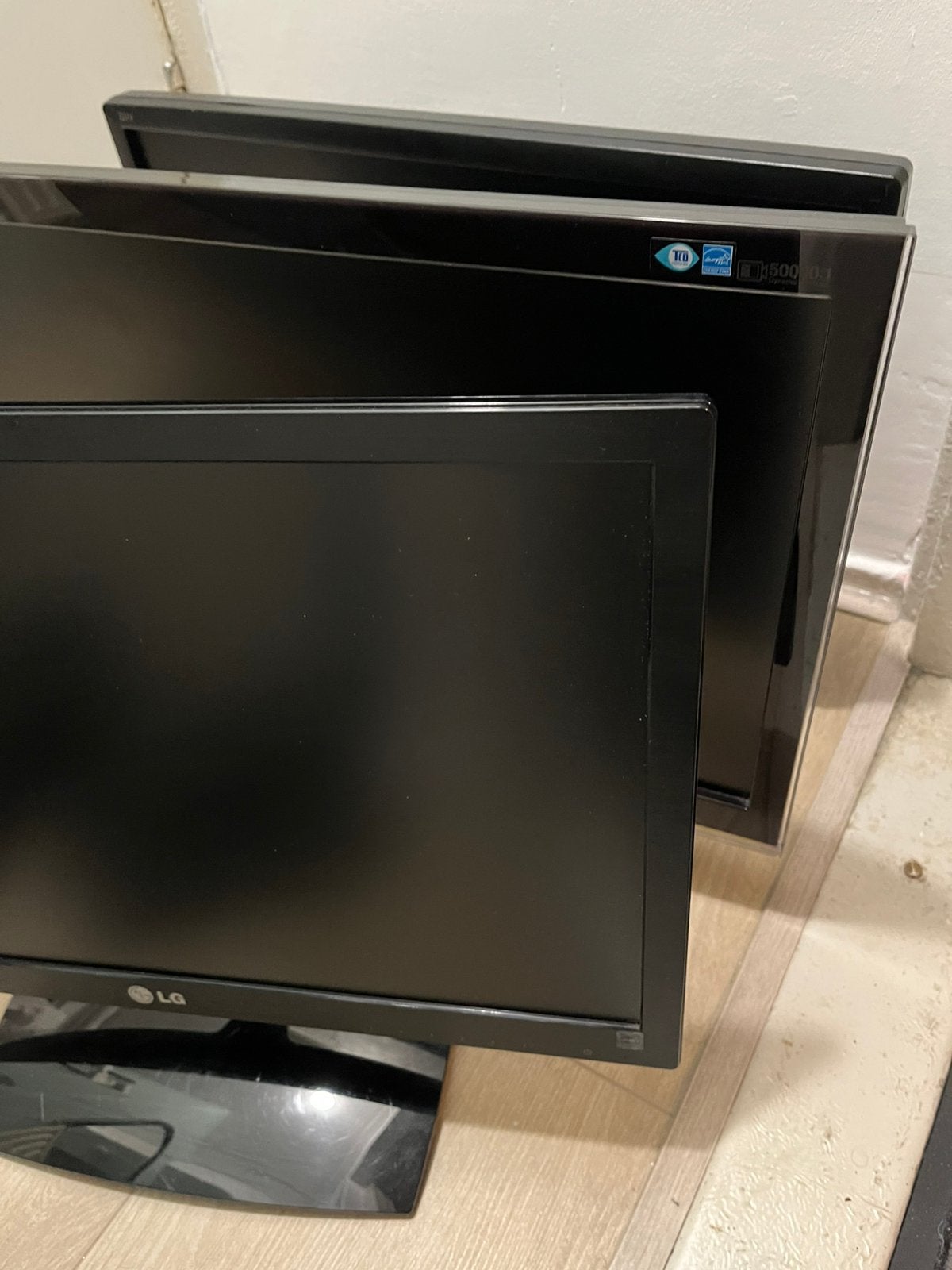 Meerdere PC monitoren LG / Samsung / Philips, Computers en Software, Monitoren, Ophalen, Zo goed als nieuw