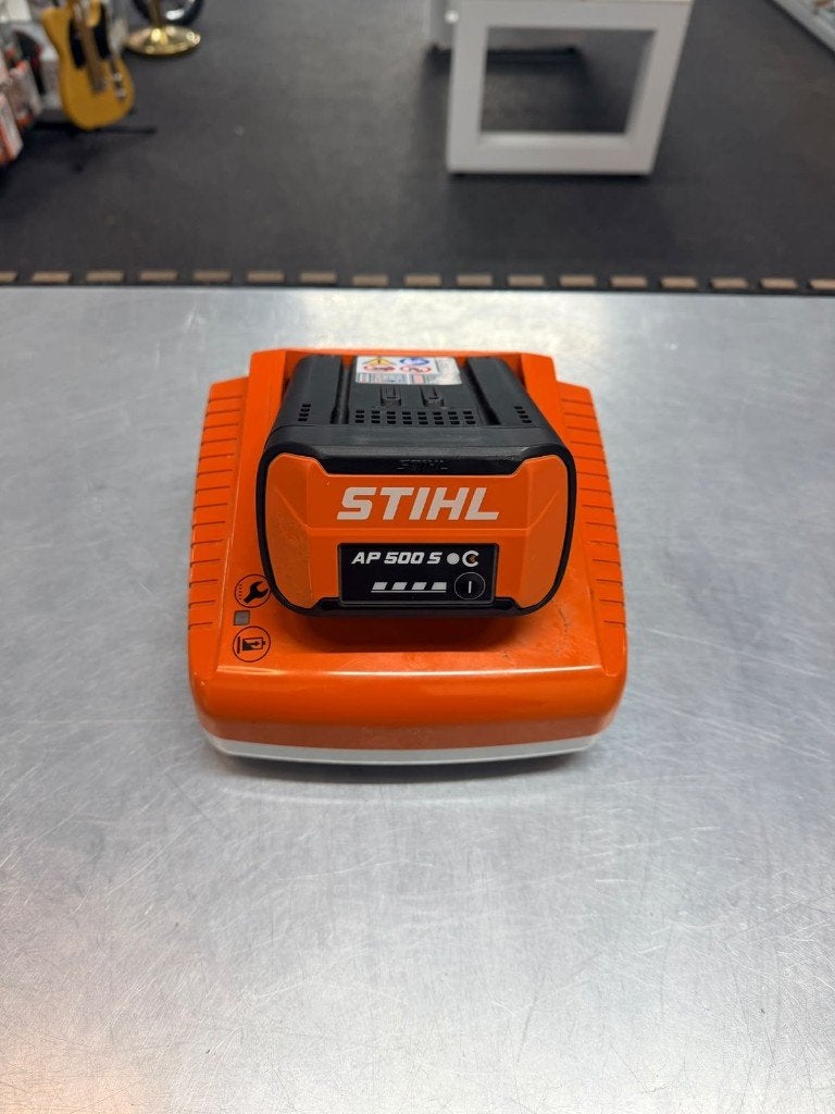 Stihl accu AP 500s  + oplader | ZGAN 379.99, Tuin en Terras, ., Ophalen of Verzenden, Zo goed als nieuw, .
