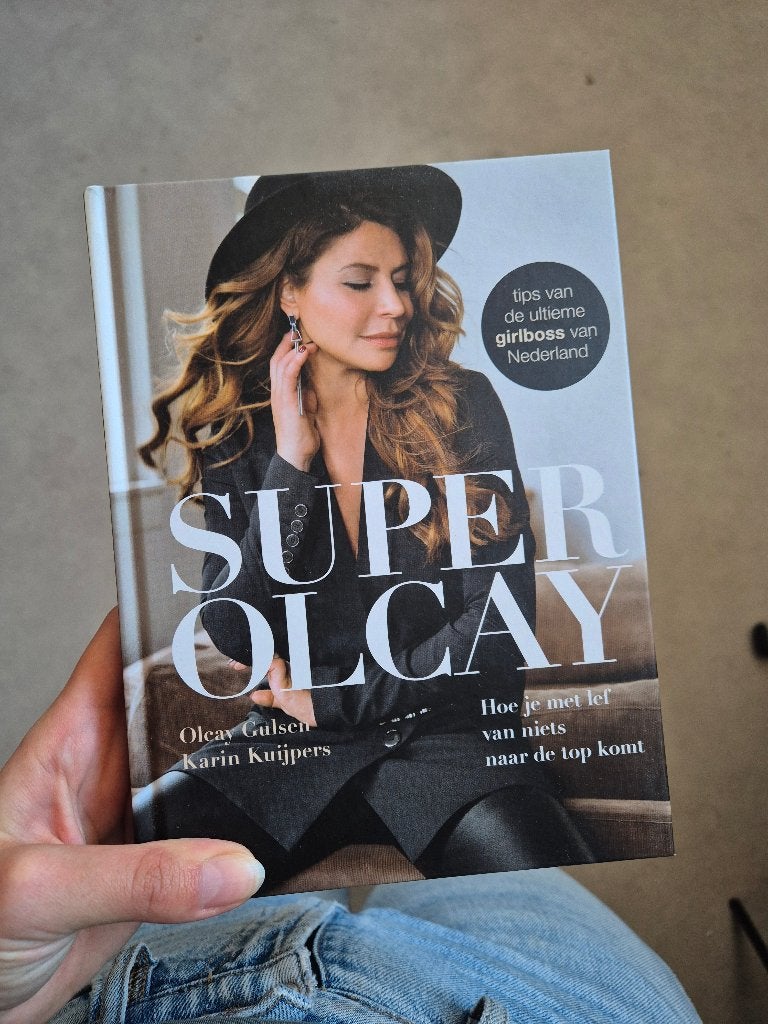 Boek Super Olcay, Ophalen of Verzenden, Zo goed als nieuw