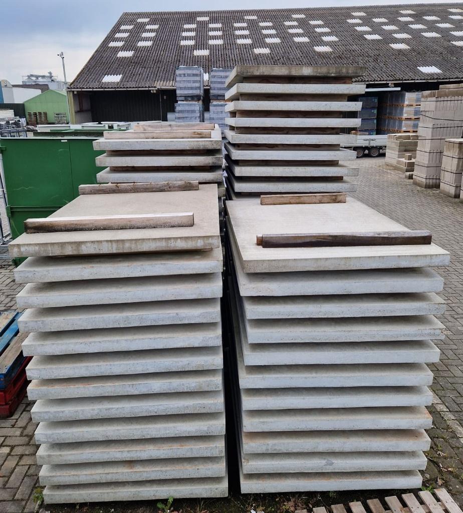 Gladafgewerkte betonnen platen, Ophalen of Verzenden, Nieuw