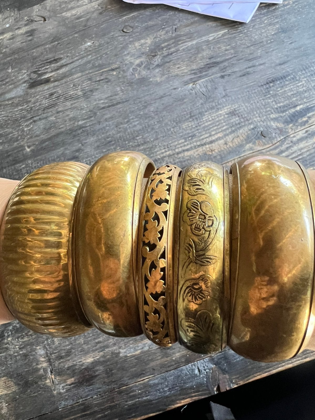 VERSCHILLENDE VINTAGE MESSING / KOPEREN BREDE ARMBANDEN, Ophalen of Verzenden, Zo goed als nieuw, Goud, Overige materialen