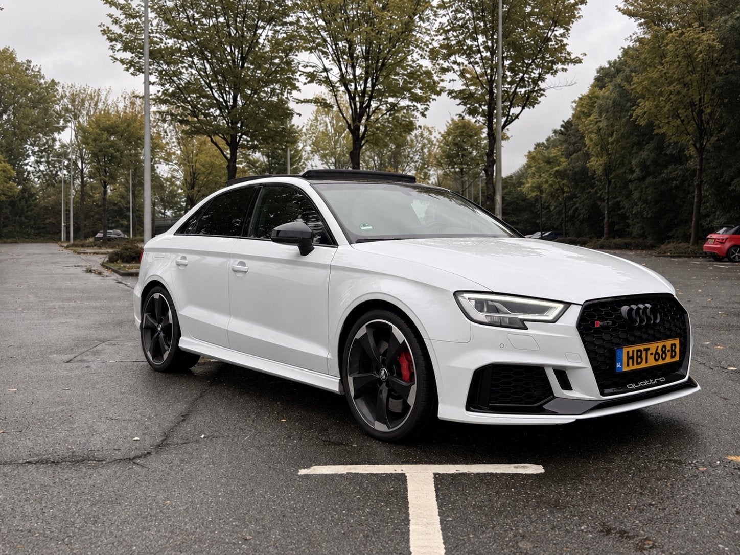 Audi RS3 Limousine 2.5 TFSI 400PK|quattro|B&O|alarmklasse5|, Auto's, Automaat, Zwart, RS3, Wit