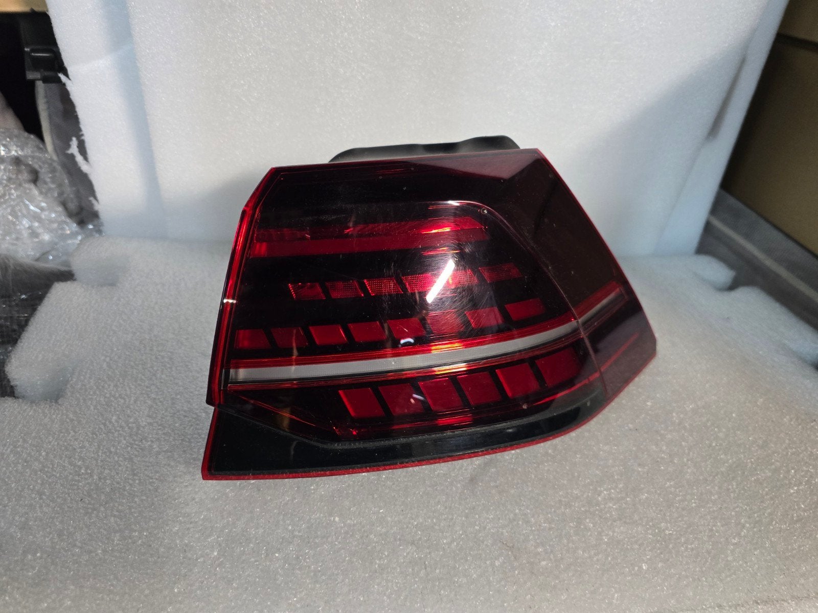 Achterlicht Led rechts VW Golf 7 facelift bj 2017-2020, Auto-onderdelen, Verlichting, Gebruikt, Volkswagen, Wolfsburg, Ophalen of Verzenden