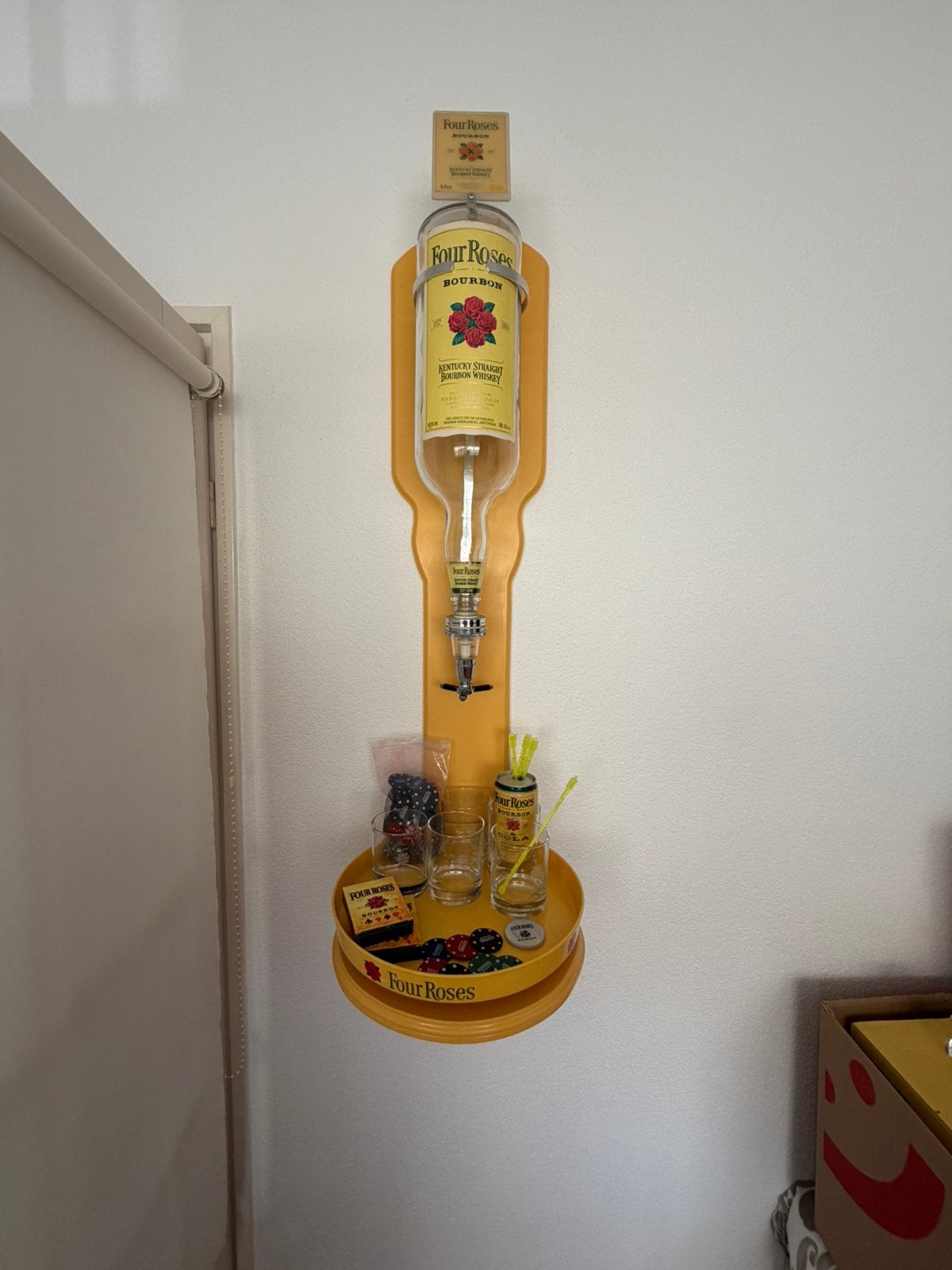 Four Roses XXL fles. En meer!, Ophalen, Zo goed als nieuw, Borrel- of Shotglas