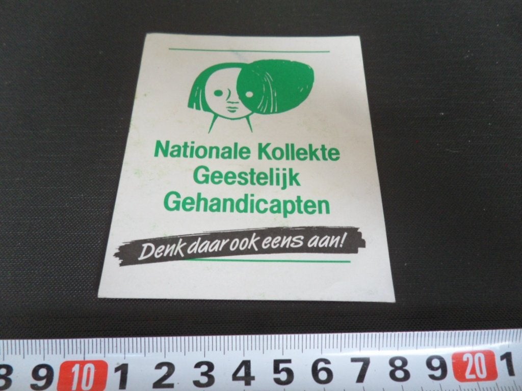 sticker Nationale Kollekte Geestelijk Gehandicapten Denk, Verzamelen, Ophalen, Zo goed als nieuw