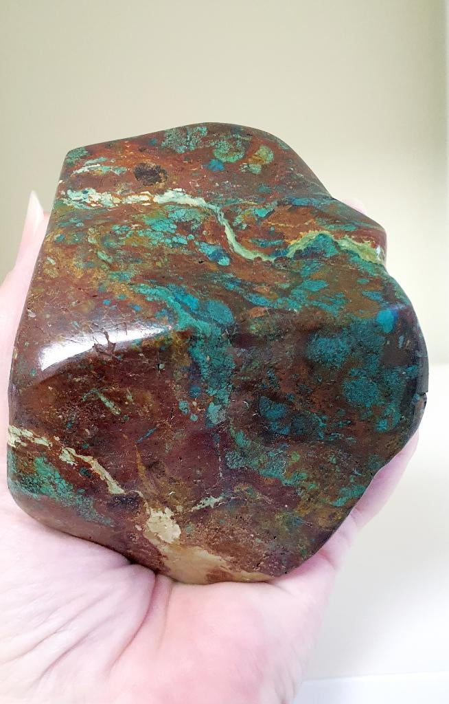 Halve kilo Quantum Quattro in matrix zeldzaam zo groot!, Verzamelen, Mineralen en Fossielen, Verzenden, Mineraal
