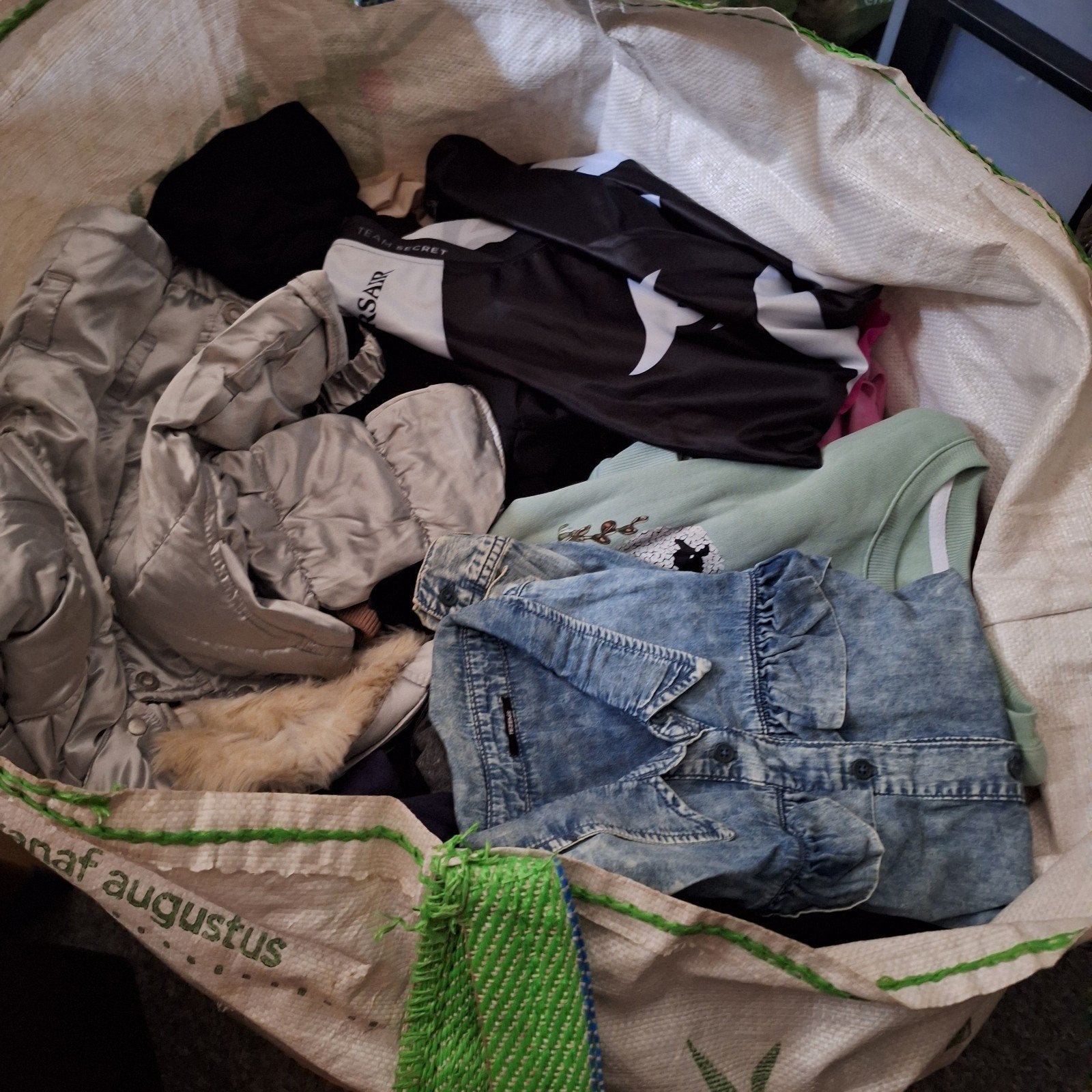 Partij Kleding 50  stuks voor 75,00  Euro, Ophalen of Verzenden, Zo goed als nieuw, Maat 46/48 (XL) of groter