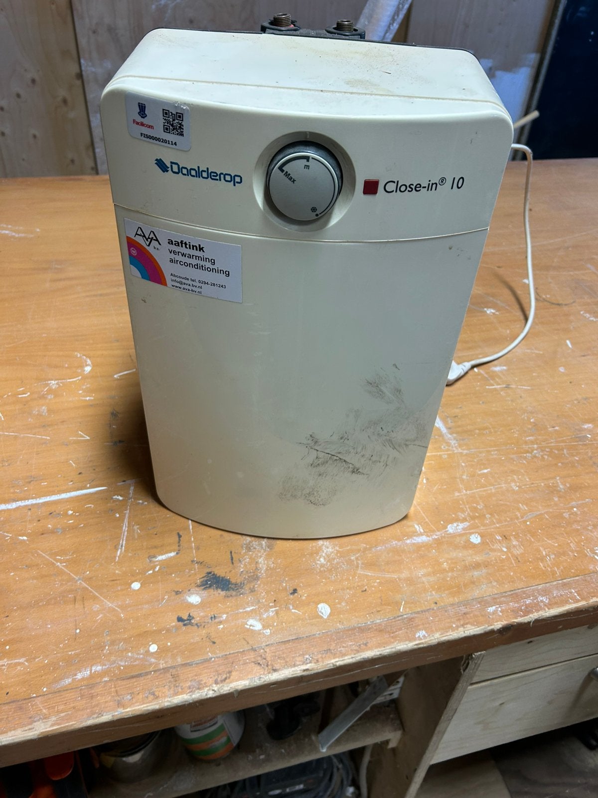 Close in boiler 10ltr, Ophalen, Aardgas, Boiler, Zo goed als nieuw