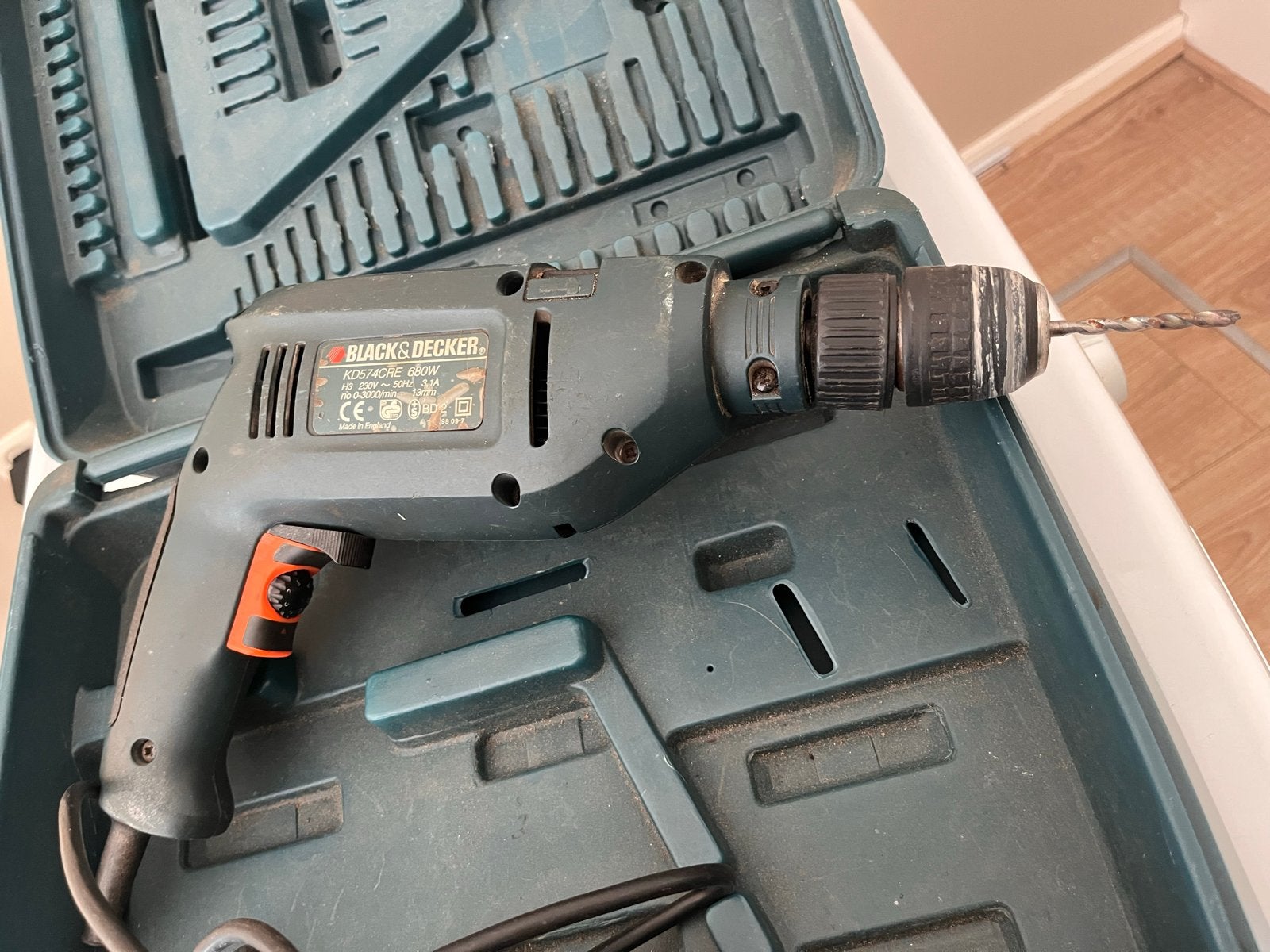 Black & Decker Boormachine met los onderdeel, Ophalen, Gebruikt, 400 tot 600 watt, Boormachine