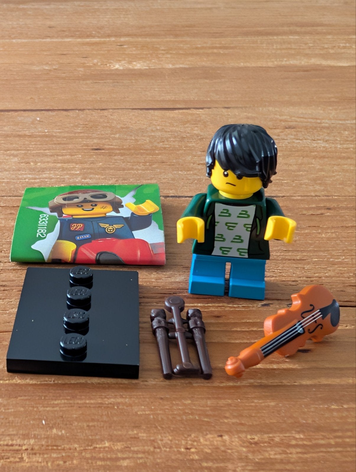 Lego Minifigures serie 21/ Viool Kid, Inclusief extra onderdelen, Lego, Nieuw, Ophalen of Verzenden