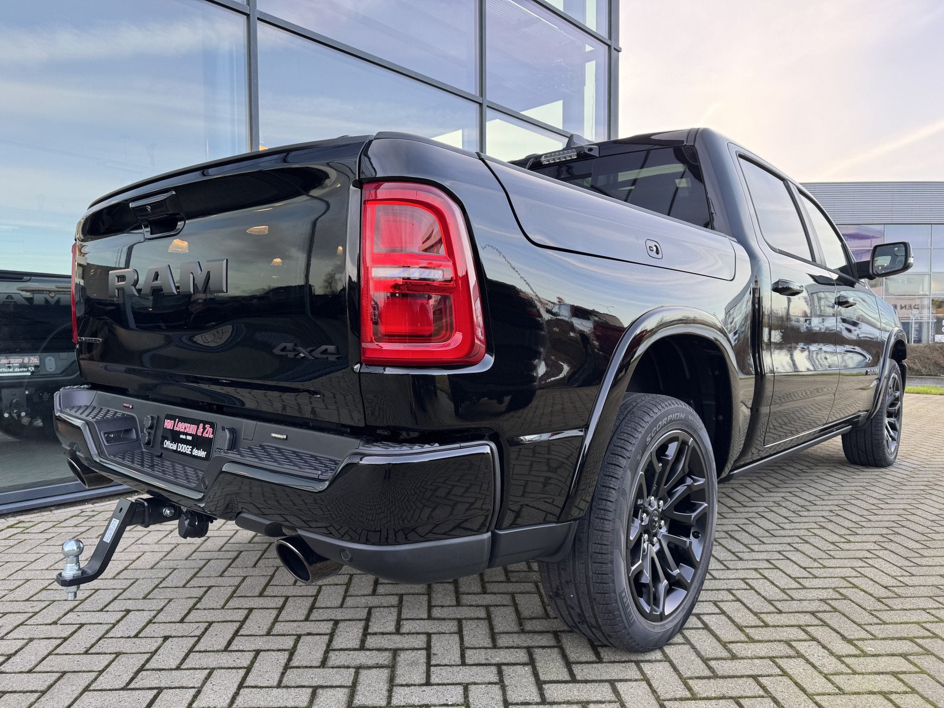 Dodge Ram 1500 Limited Night 540 PK | RAMbox | Elektrisch be, Automaat, Zwart, Zwart, Leder