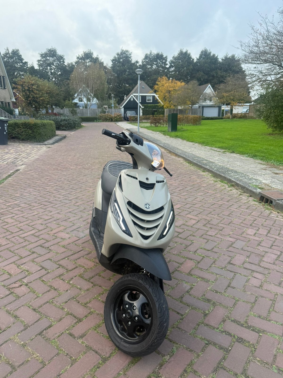 Zip 70 2t sp orgineel, Ophalen, Tweetakt, Maximaal 45 km/u, Zo goed als nieuw