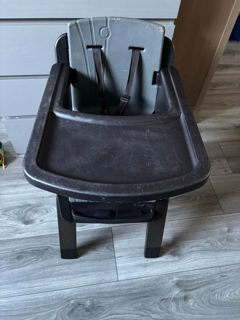 Nuna Zaaz kinderstoel, Kinderen en Baby's, Ophalen, Gebruikt, Meegroeistoel, Afneembaar eetblad