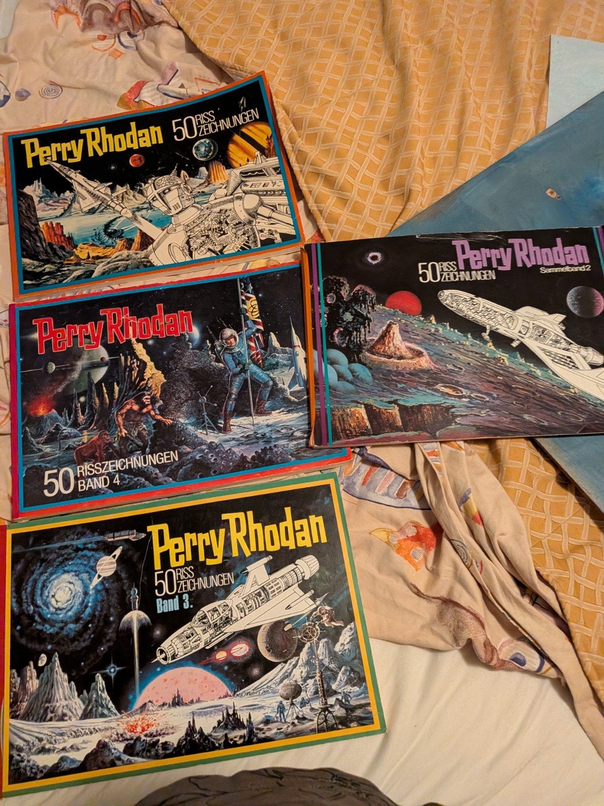 Perry Rhodan 50 Risszeichnungen - Band 3, 4 en Sammelband 2, Boeken, Ophalen of Verzenden, Gelezen, Diverse auteurs