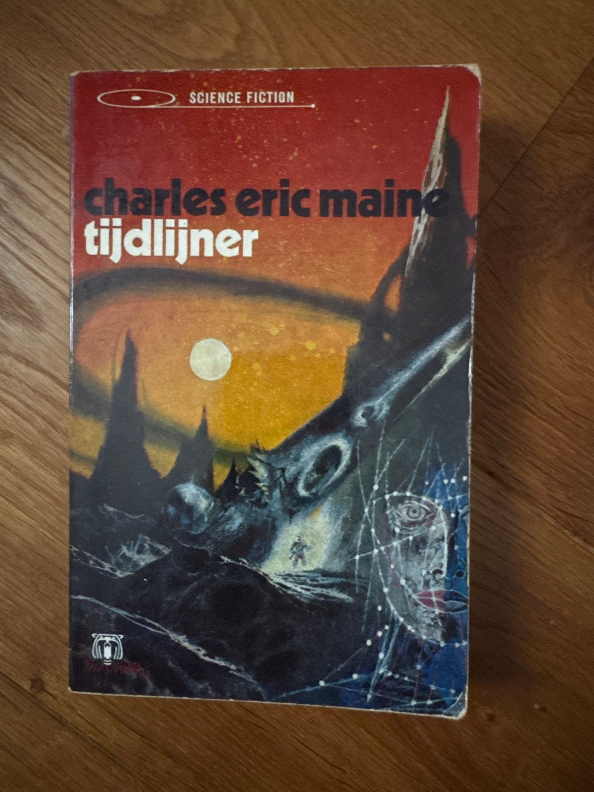 Charles Eric Maine - Tijdlijner (Science Fiction), Ophalen of Verzenden, Gelezen