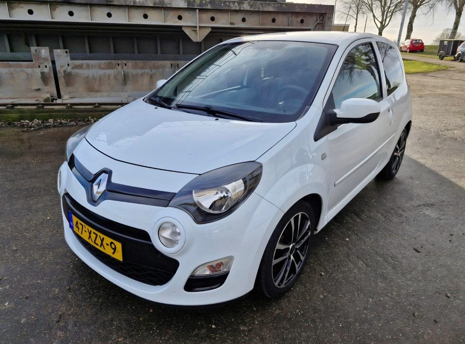 Renault Twingo 1.2 55KW E3 2012 Wit, Auto's, Voorwielaandrijving, 839 kg, 74 pk, 4 cilinders