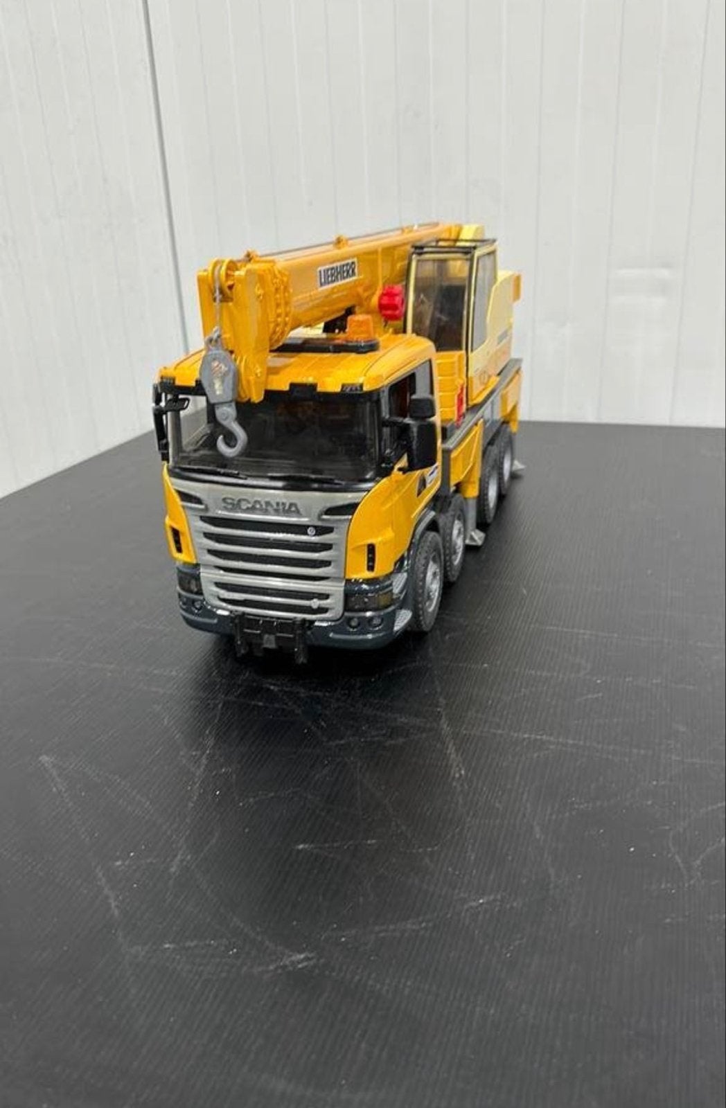 Scania Liebherr Kraanwagen Model - Geel, Overige merken, Gebruikt, 1:32 tot 1:50, Ophalen of Verzenden