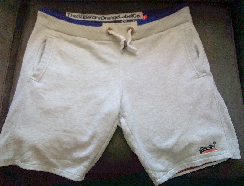 SUPERDRY grijs gemeleerde sweat short maat L, Kleding | Heren, Broeken en Pantalons, Maat 52/54 (L), Ophalen of Verzenden, Grijs