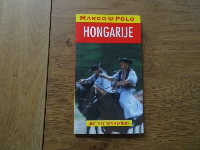 marco polo reisgids Hongarije, Europa, Ophalen of Verzenden, Zo goed als nieuw, Reisgids of -boek