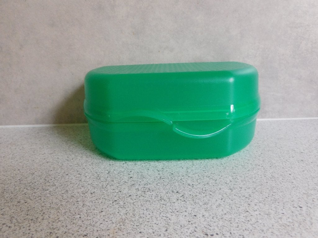 Tupperware Smartclip 17x13x7 cm. Lunchbox Groen, Huis en Inrichting, Ophalen of Verzenden, Zo goed als nieuw, Groen, Overige typen