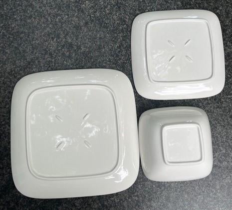 vierkante witte borden en kommen, Gebruikt, Ophalen of Verzenden, Bord(en), Overige stijlen