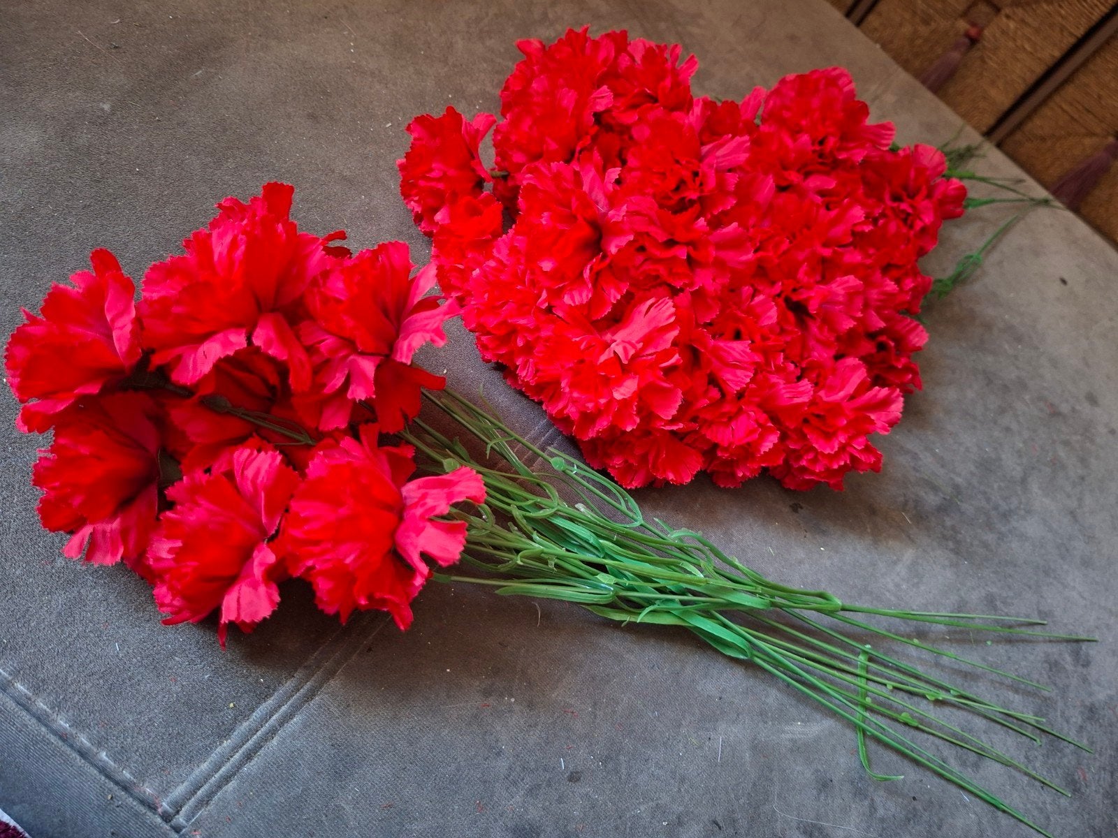 50 Rode Anjers - Kunstbloemen 50 cm, Ophalen of Verzenden, Nieuw, Binnen