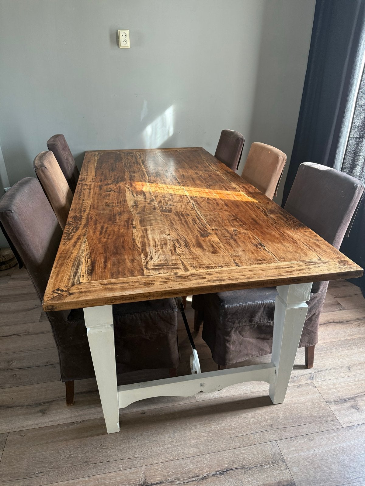 Robuuste houten eettafel (koloniaal = opgeschuurd), Ophalen, Gebruikt, 100 tot 150 cm, 200 cm of meer