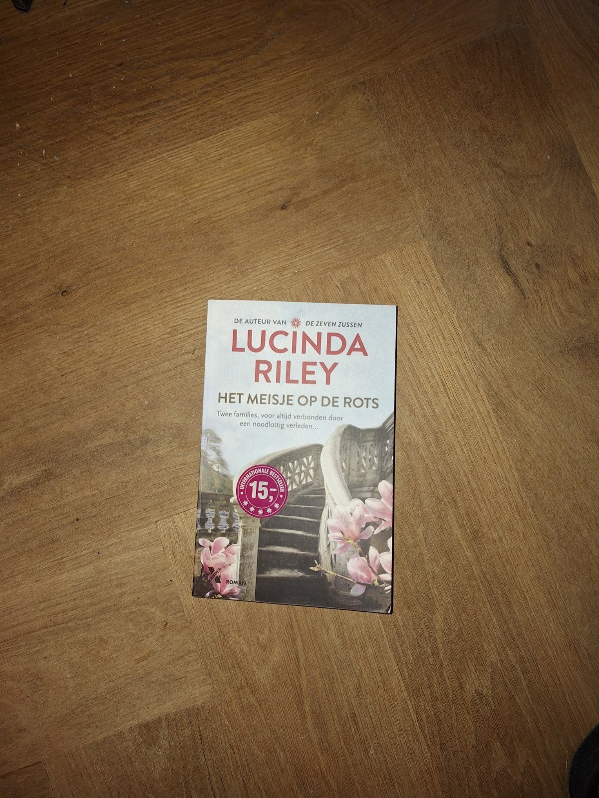 Het Meisje op de Rots - Lucinda Riley, Ophalen of Verzenden, Gelezen, Lucinda Riley, Nederland